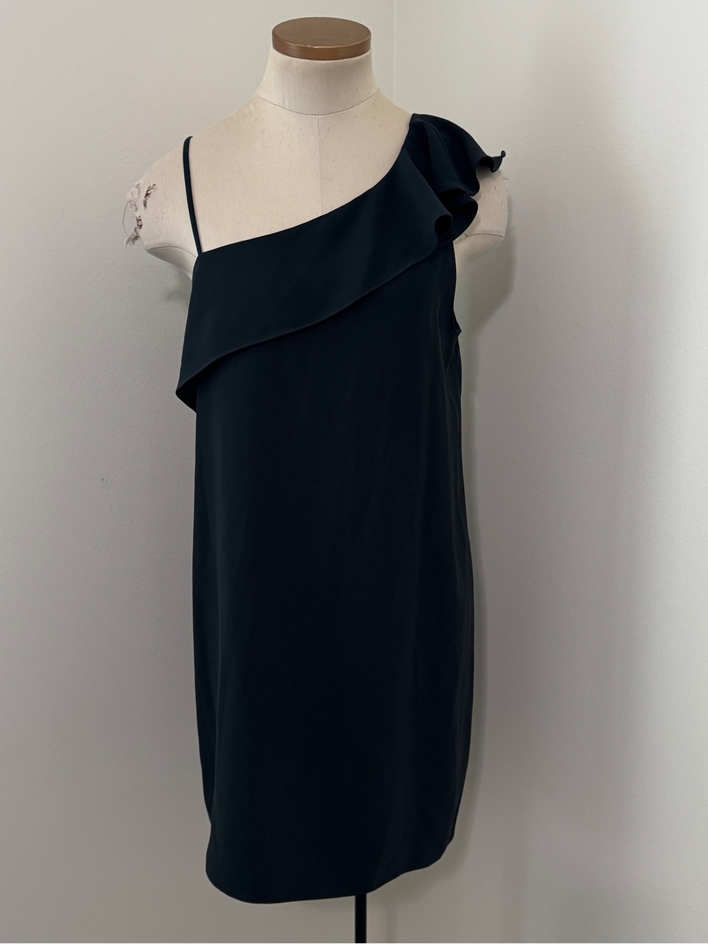 Amanda Uprichard Medium Dark Green One Shoulder Ruffled Mini Dress
